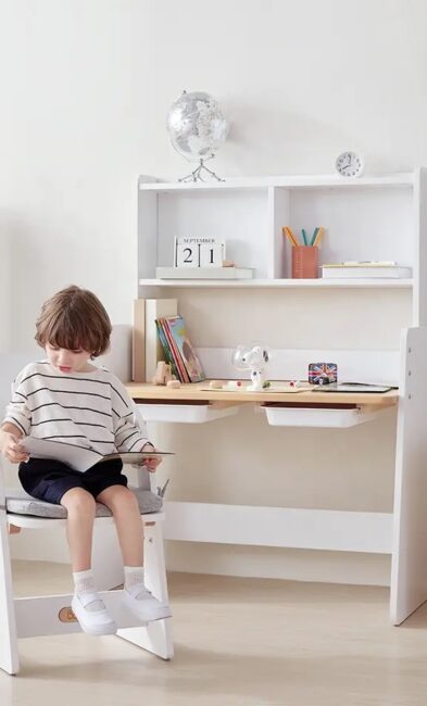 Natty desk lifestyle II